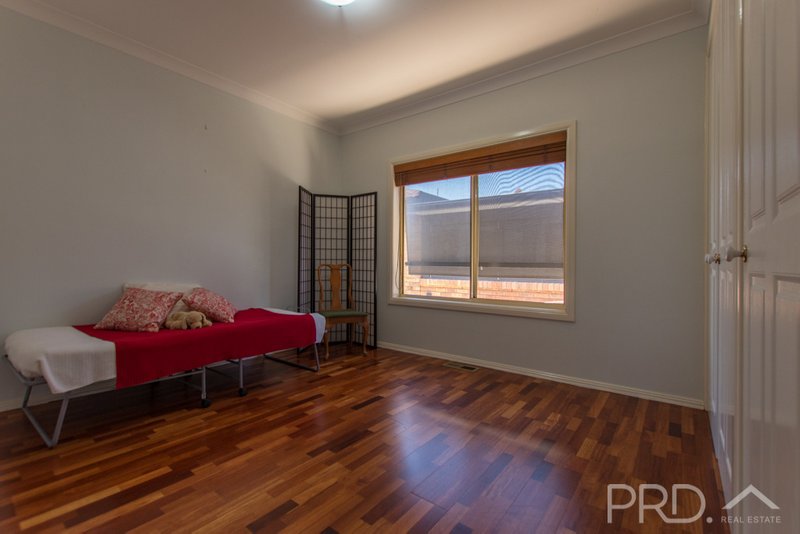 Photo - 7 Burbury Mews, Tumut NSW 2720 - Image 17