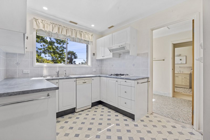 Photo - 7 Burdekin Street, Duffy ACT 2611 - Image 8