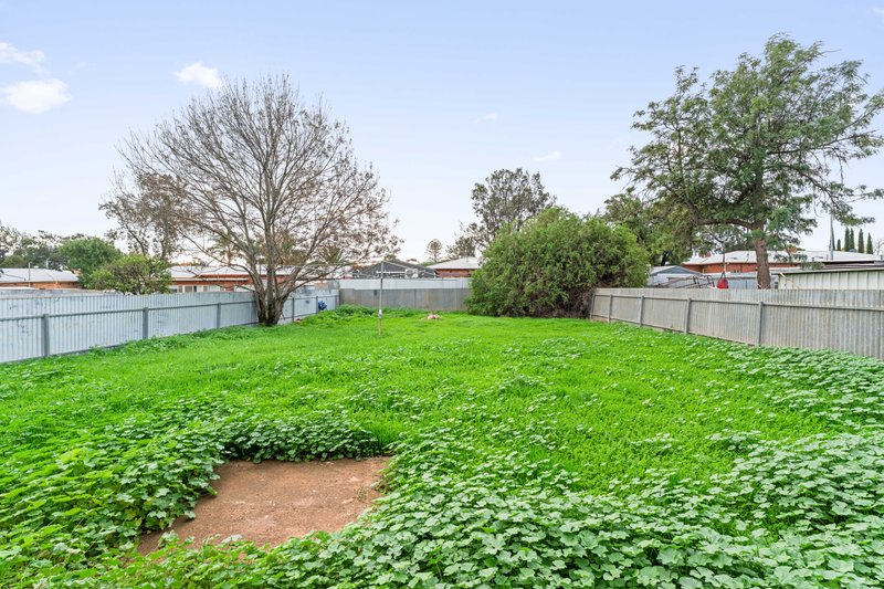 Photo - 7 Burdell Street, Elizabeth Downs SA 5113 - Image 11