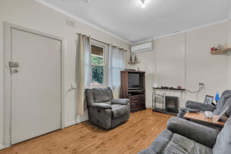 Photo - 7 Burdell Street, Elizabeth Downs SA 5113 - Image 3