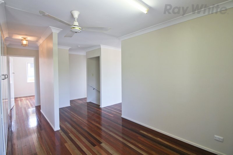 Photo - 7 Burgess Street, Raceview QLD 4305 - Image 8