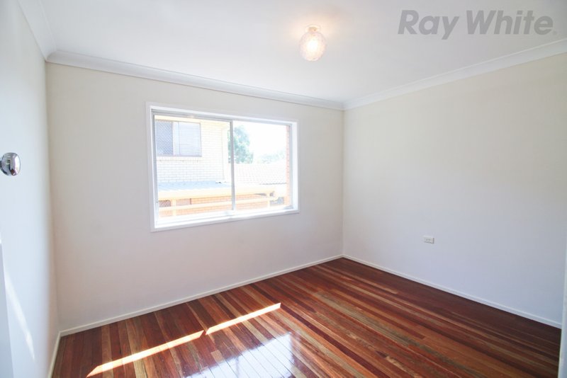 Photo - 7 Burgess Street, Raceview QLD 4305 - Image 12