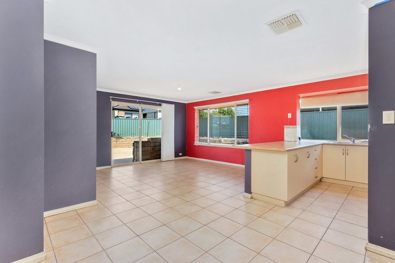 Photo - 7 Burke Parade, Hewett SA 5118 - Image 4