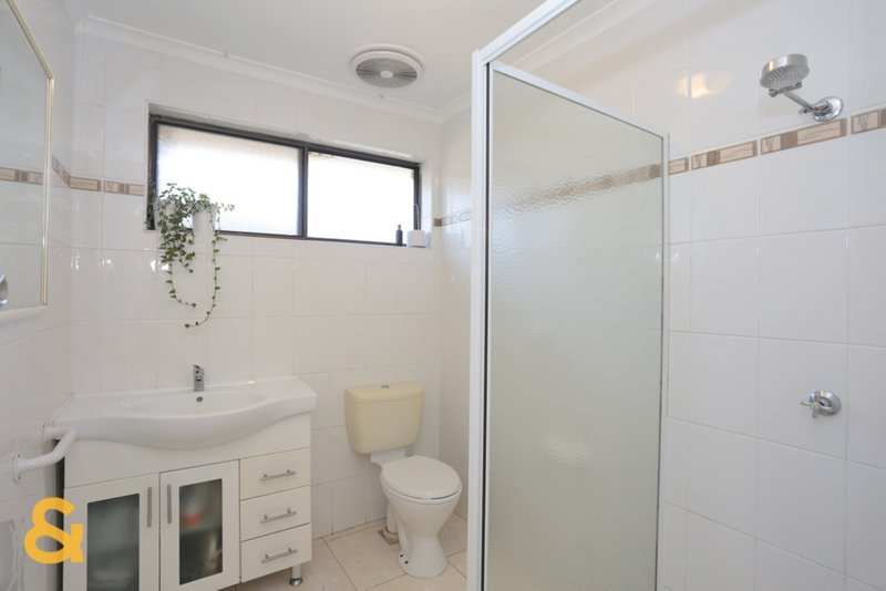 Photo - 7 Bushfield Crescent, Coolaroo VIC 3048 - Image 6