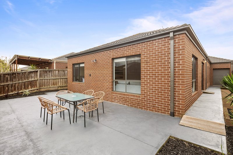 Photo - 7 Cabarita Crescent, South Morang VIC 3752 - Image 17