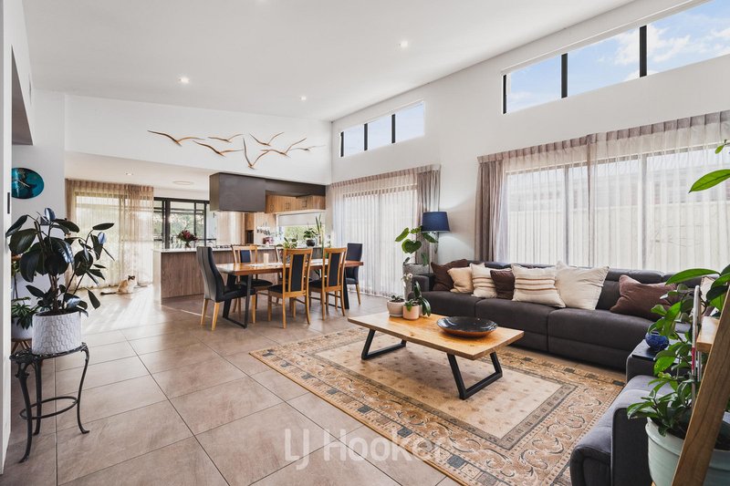 Photo - 7 Cabot Close, Dunsborough WA 6281 - Image 3