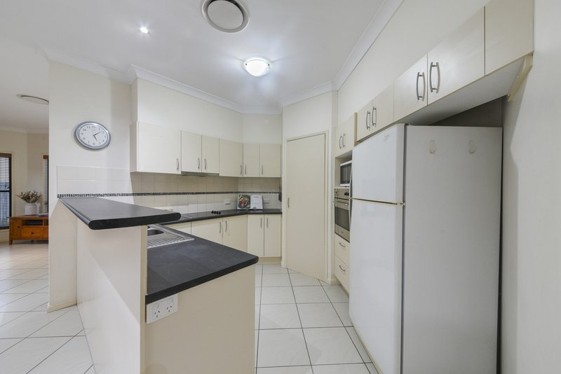 Photo - 7 Cadell Crescent, Rothwell QLD 4022 - Image 11