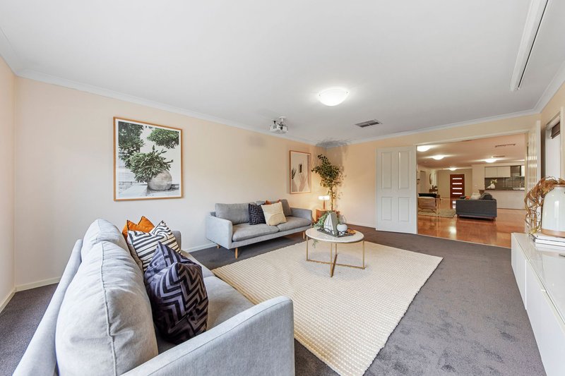 Photo - 7 Caitlin Drive, Pakenham VIC 3810 - Image 9