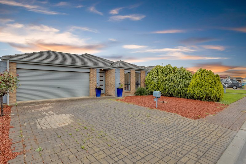 Photo - 7 Callabonna Avenue, Andrews Farm SA 5114 - Image 3