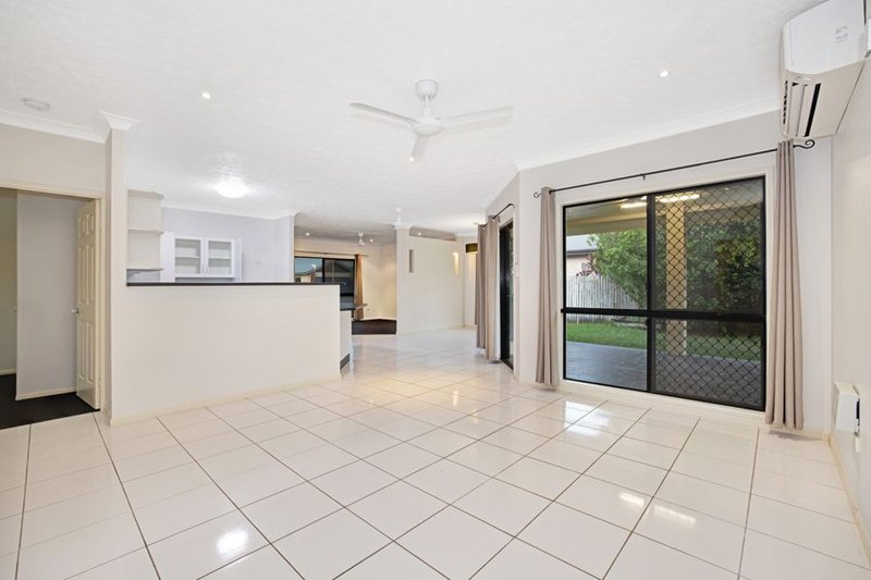 Photo - 7 Calliandra Court, Mount Louisa QLD 4814 - Image 3