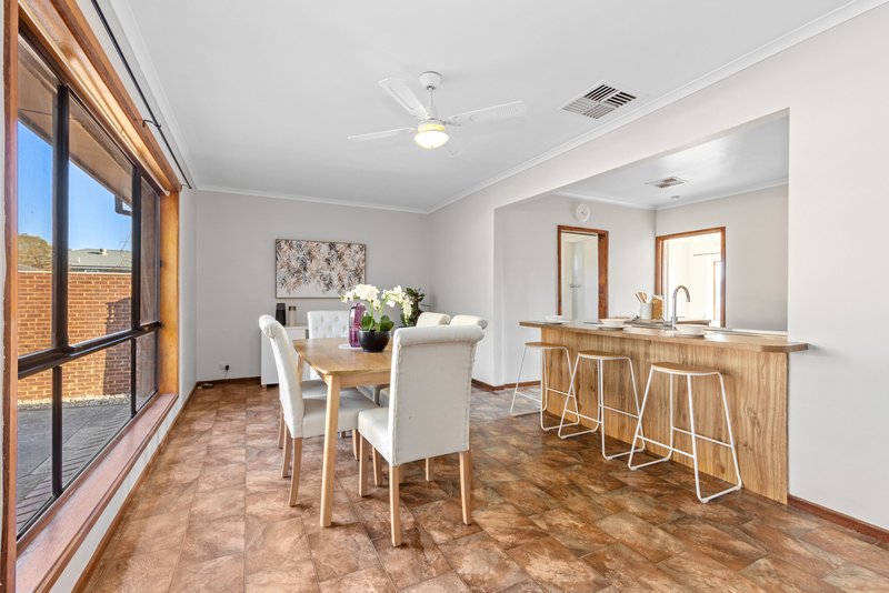 Photo - 7 Calrossie Road, Blackburn South VIC 3130 - Image 10