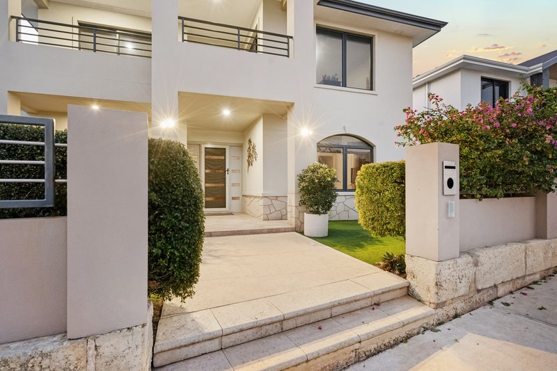 Photo - 7 Cambria Link, North Coogee WA 6163 - Image 4