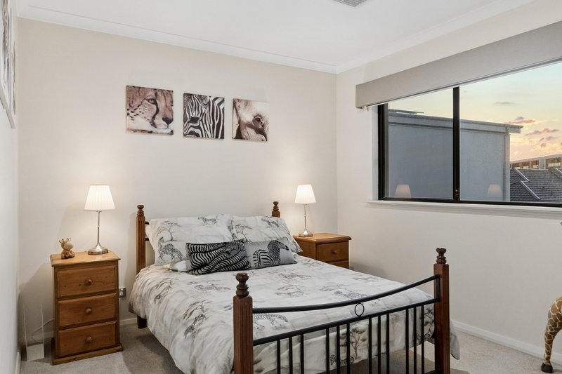 Photo - 7 Cambria Link, North Coogee WA 6163 - Image 28