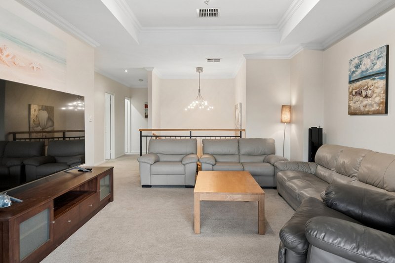 Photo - 7 Cambria Link, North Coogee WA 6163 - Image 30