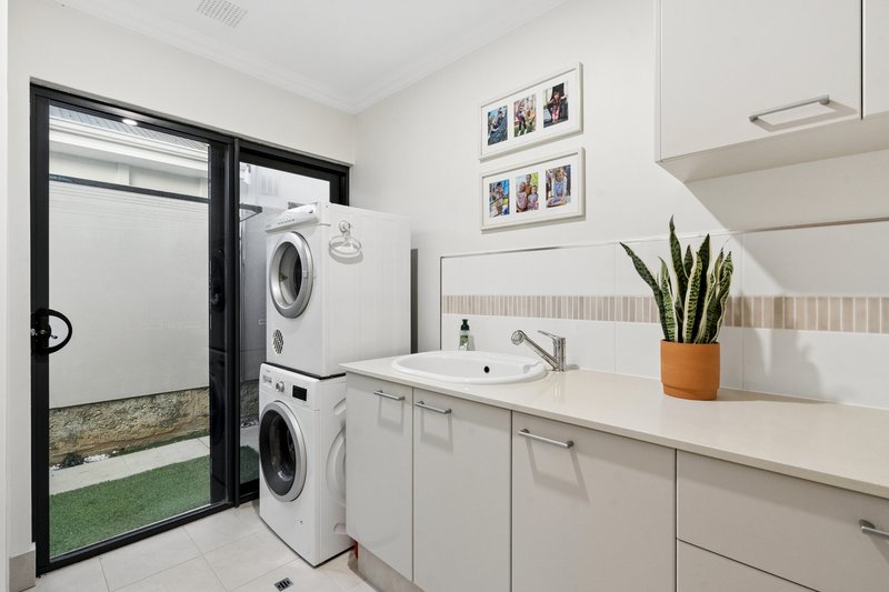 Photo - 7 Cambria Link, North Coogee WA 6163 - Image 31