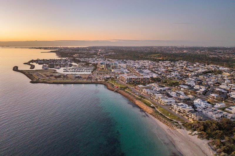 Photo - 7 Cambria Link, North Coogee WA 6163 - Image 35