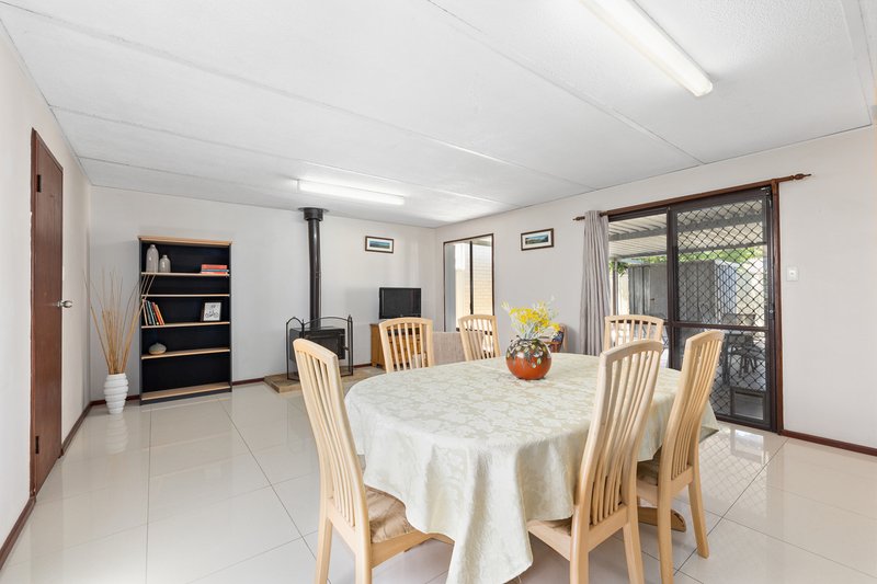 Photo - 7 Camfield Place, Beechboro WA 6063 - Image 6