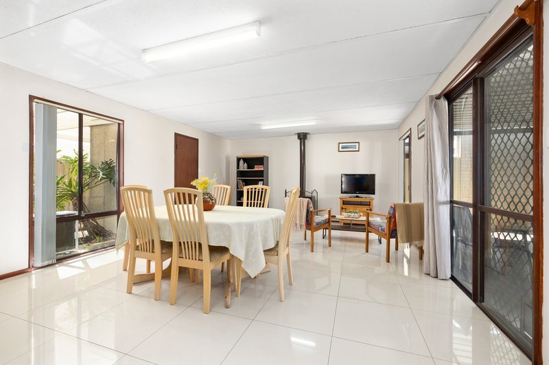 Photo - 7 Camfield Place, Beechboro WA 6063 - Image 22