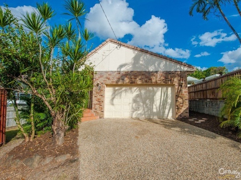 Photo - 7 Camfield Street, Alexandra Headland QLD 4572 - Image 3