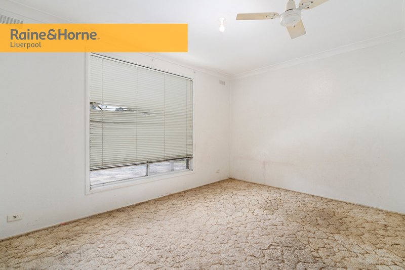 Photo - 7 Camira Place, Bonnyrigg NSW 2177 - Image 6