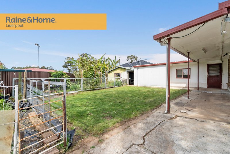 Photo - 7 Camira Place, Bonnyrigg NSW 2177 - Image 10