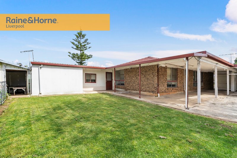 Photo - 7 Camira Place, Bonnyrigg NSW 2177 - Image 11