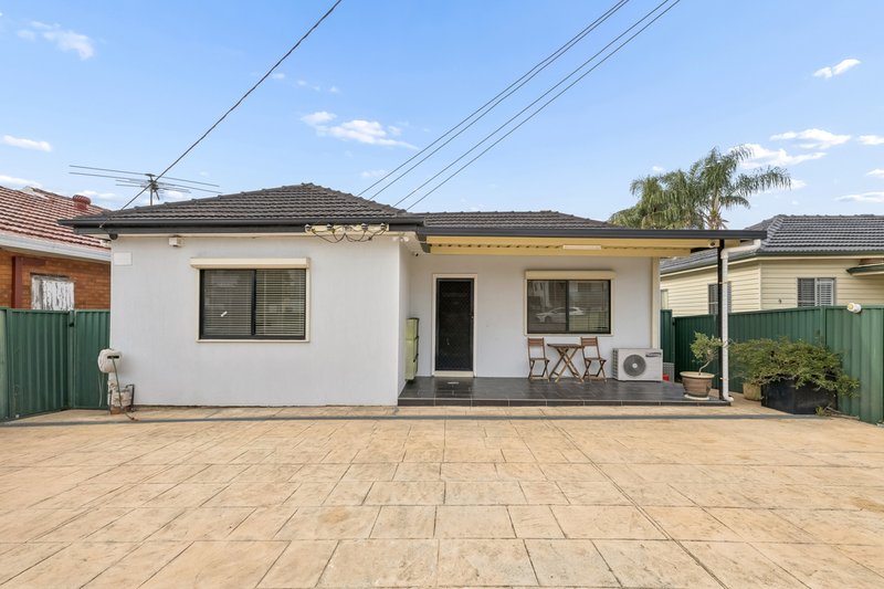 Photo - 7 Campbell Hill Road, Guildford NSW 2161 - Image 1
