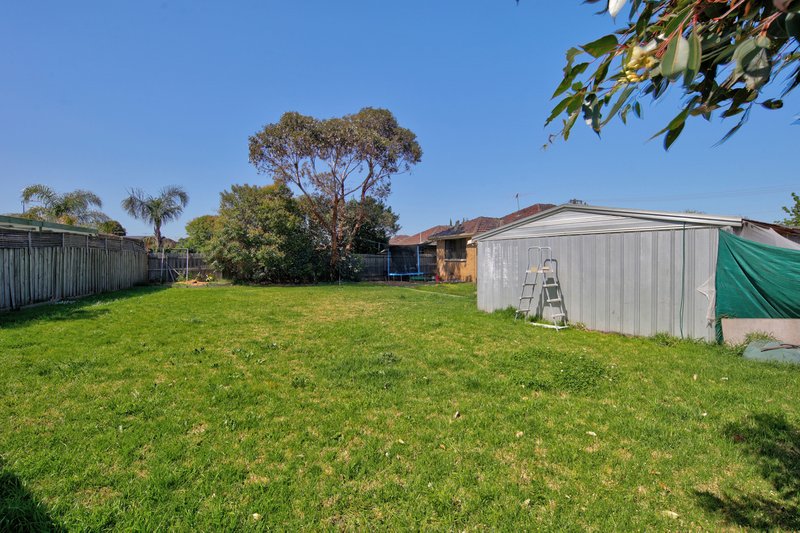 Photo - 7 Canberra Grove, Lalor VIC 3075 - Image 10