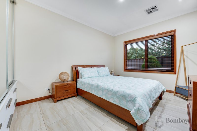 Photo - 7 Candlebark Drive, Greenvale VIC 3059 - Image 17