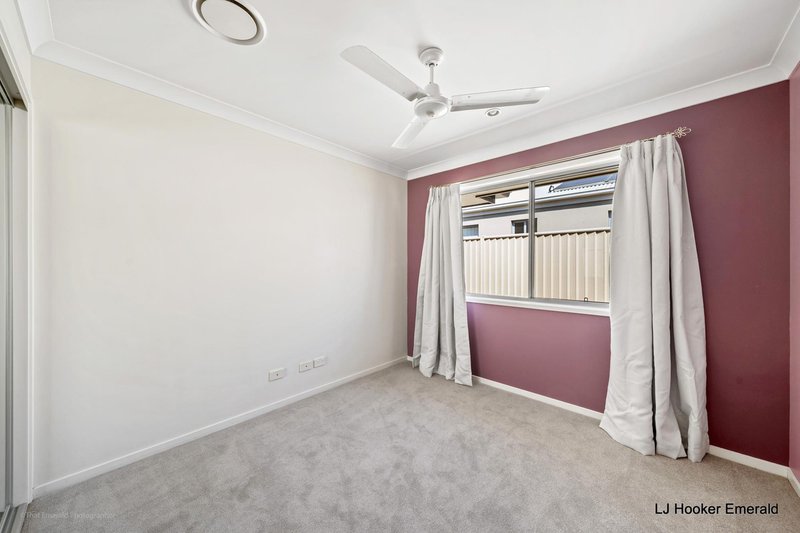 Photo - 7 Canterbury Road, Emerald QLD 4720 - Image 7