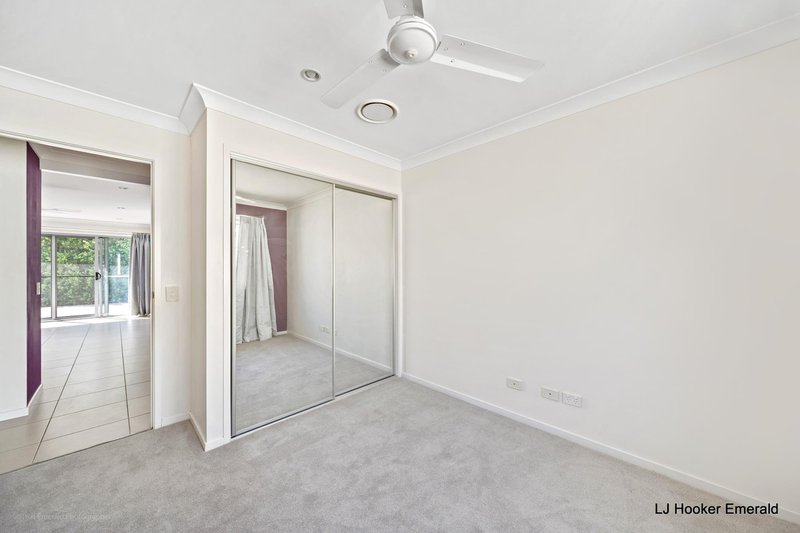 Photo - 7 Canterbury Road, Emerald QLD 4720 - Image 8