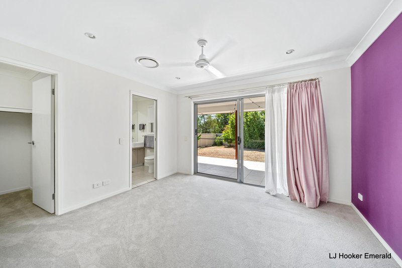 Photo - 7 Canterbury Road, Emerald QLD 4720 - Image 12