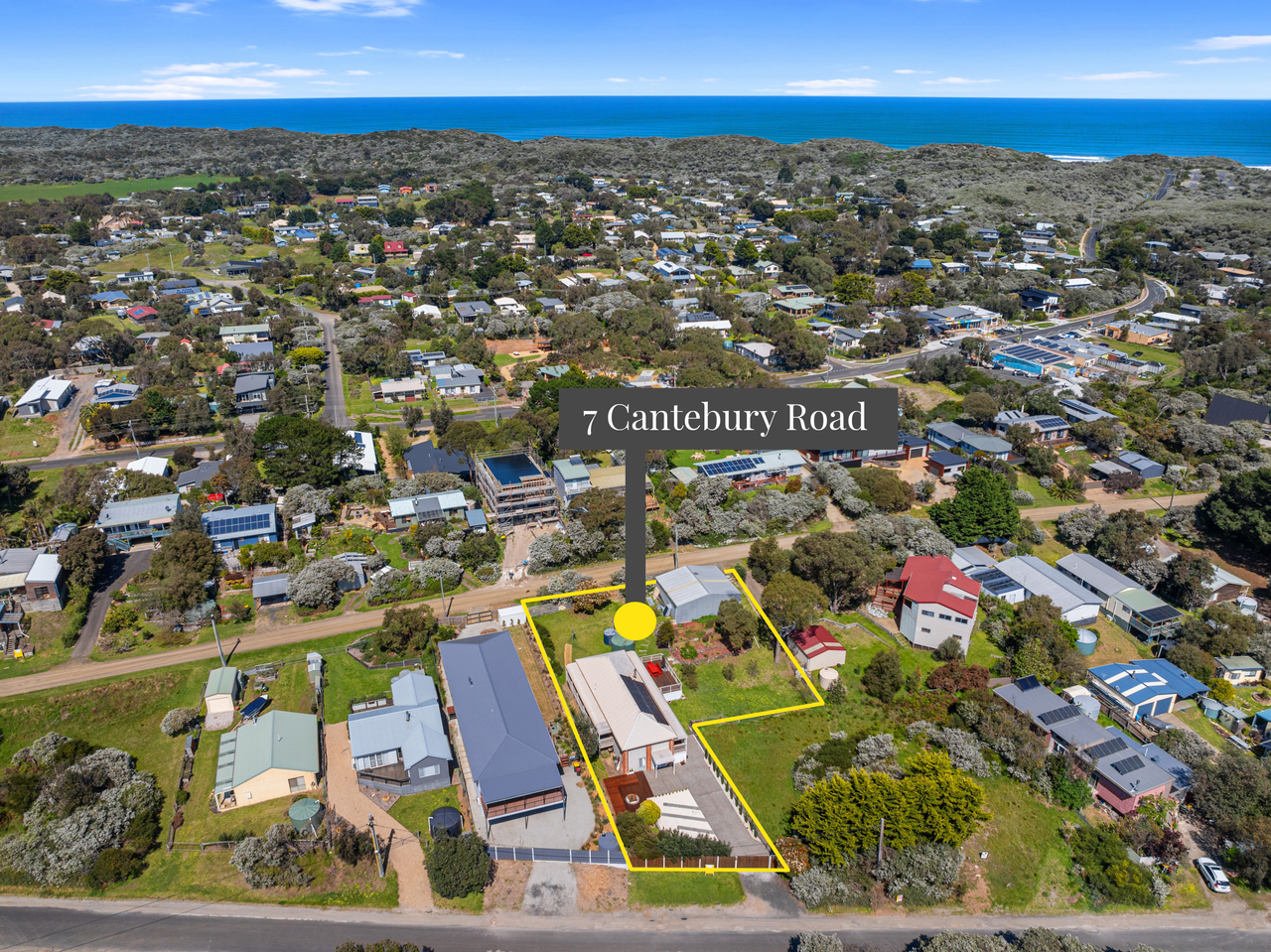 7 Canterbury Road, Venus Bay, VIC 3956 - Image 1