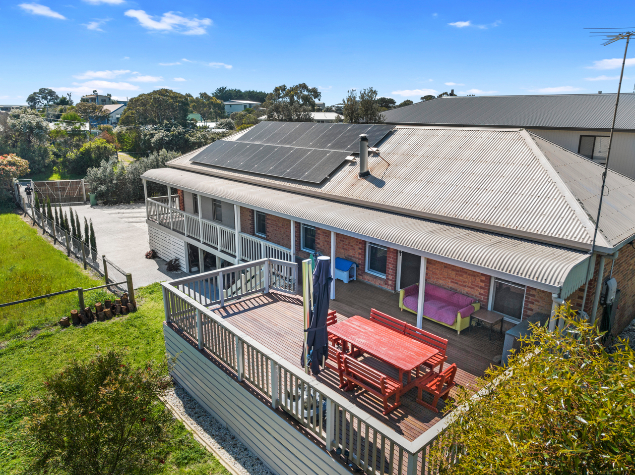 7 Canterbury Road, Venus Bay, VIC 3956 - Image 2