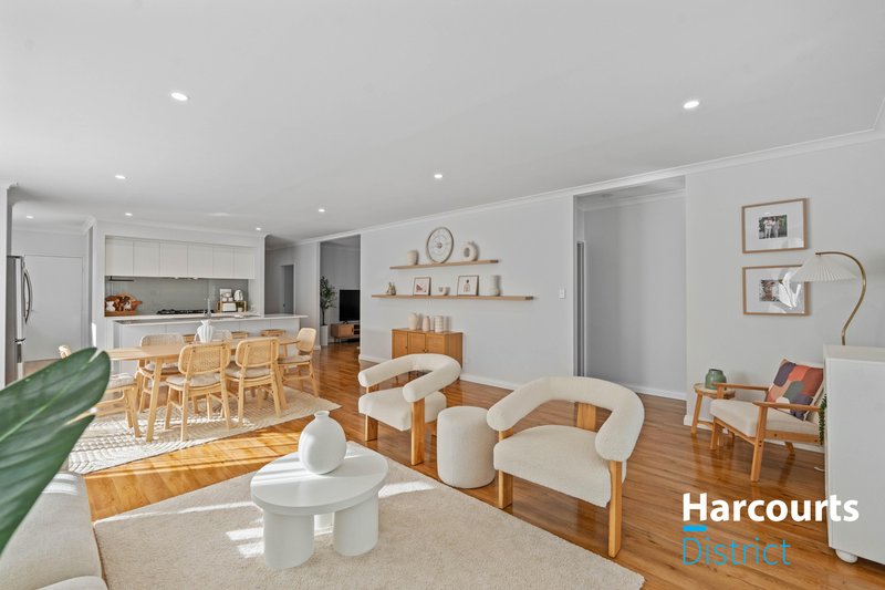 Photo - 7 Cantilever Road, Brabham WA 6055 - Image 9