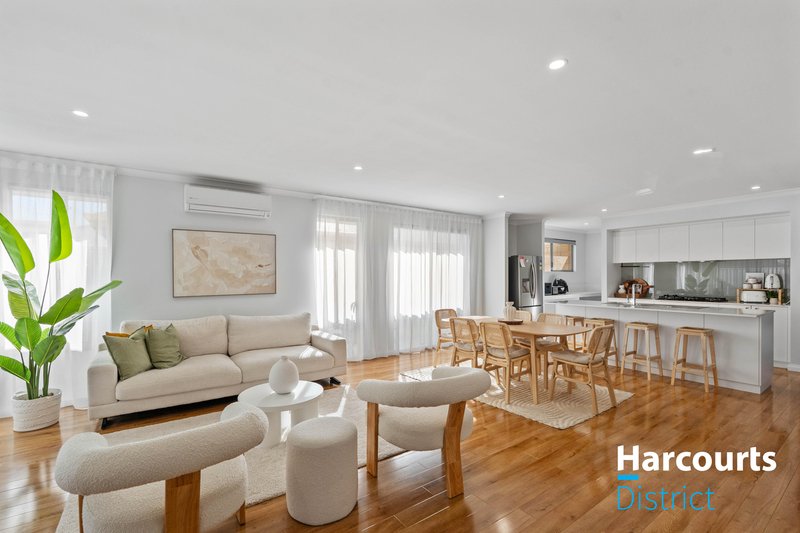 Photo - 7 Cantilever Road, Brabham WA 6055 - Image 10