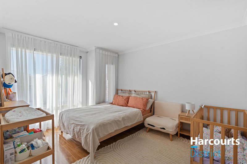 Photo - 7 Cantilever Road, Brabham WA 6055 - Image 16