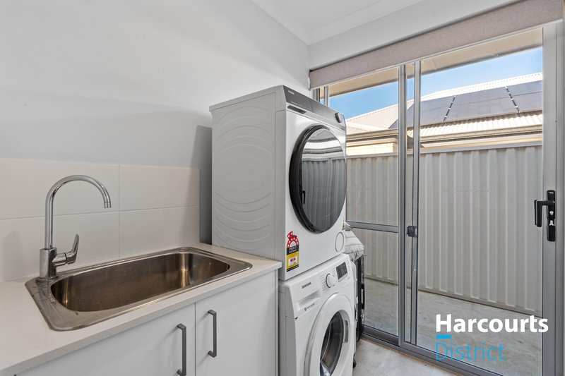 Photo - 7 Cantilever Road, Brabham WA 6055 - Image 21