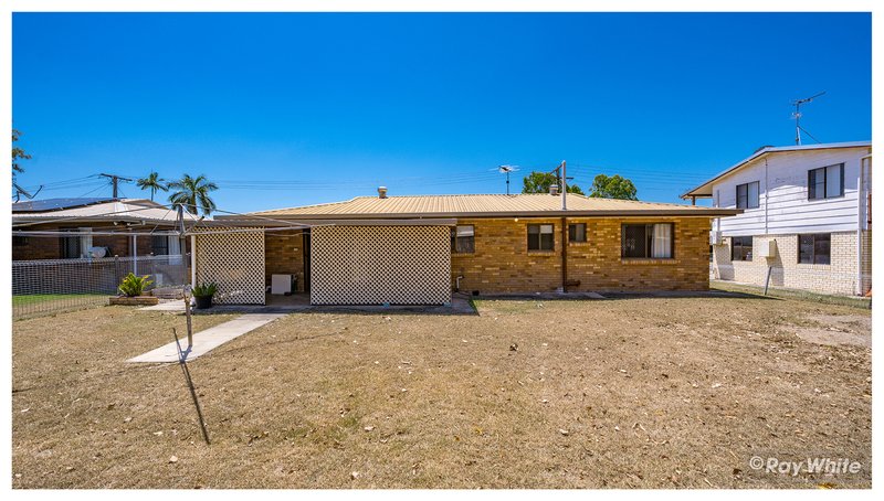 Photo - 7 Capricorn Crescent, Norman Gardens QLD 4701 - Image 24