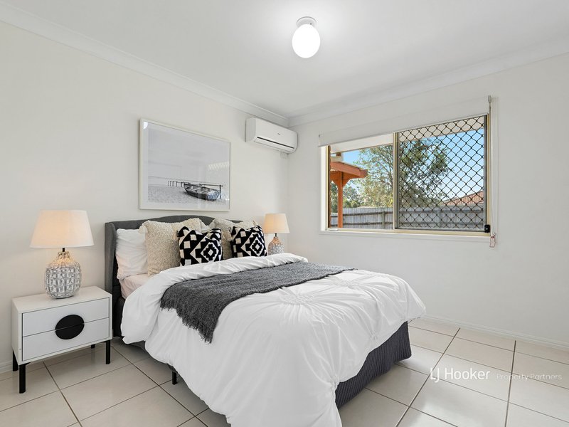 Photo - 7 Carabbean Close, Wynnum West QLD 4178 - Image 11