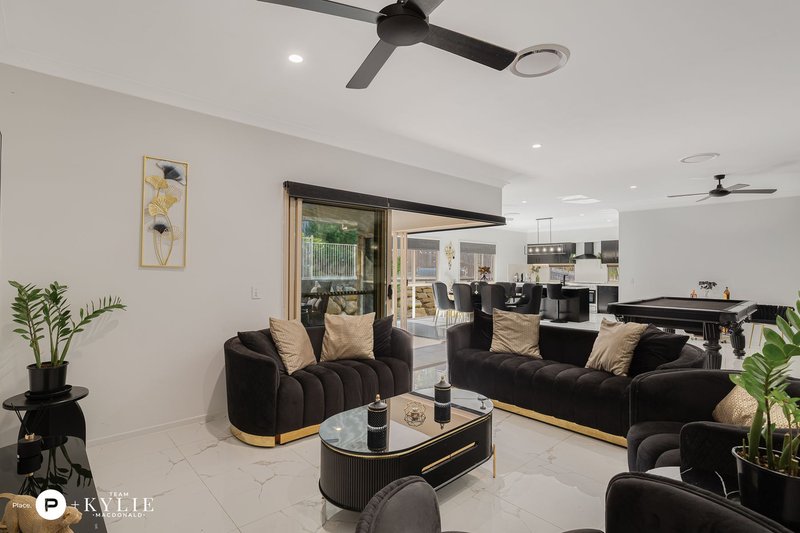 Photo - 7 Cardrona Crescent, Ormeau Hills QLD 4208 - Image 6