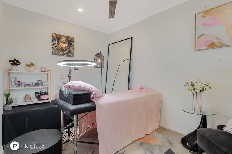 Photo - 7 Cardrona Crescent, Ormeau Hills QLD 4208 - Image 22