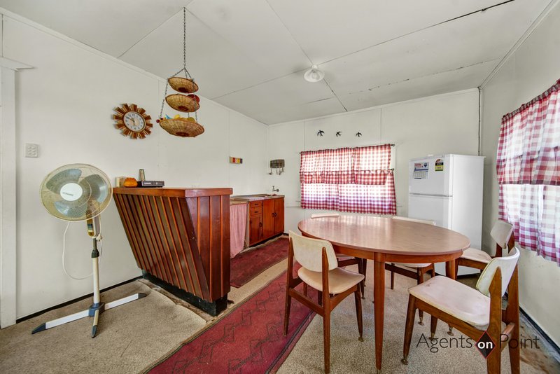 Photo - 7 Carefree Street, Coochiemudlo Island QLD 4184 - Image 8