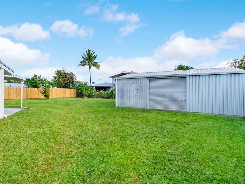 Photo - 7 Carina Close, White Rock QLD 4868 - Image 18