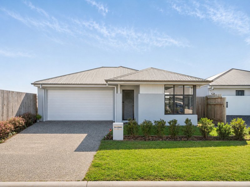 Photo - 7 Carisbrooke Street, Morayfield QLD 4506 - Image 1