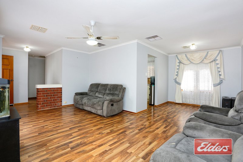 Photo - 7 Carlisle Street, Williamstown SA 5351 - Image 4