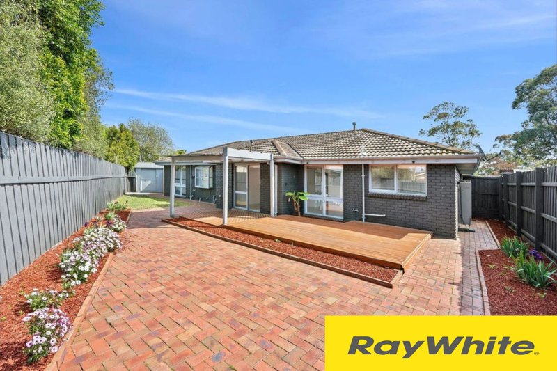 Photo - 7 Carnarvon Place, Melton West VIC 3337 - Image 10