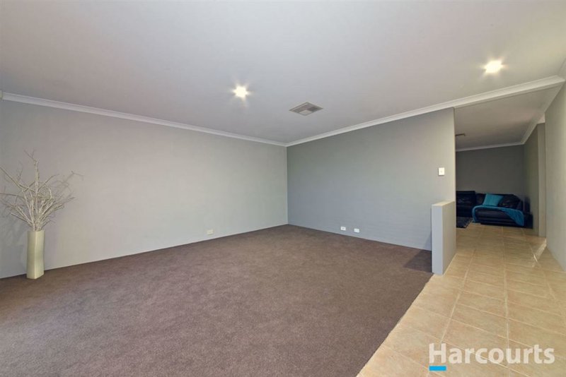 Photo - 7 Carosa Road, Tapping WA 6065 - Image 4