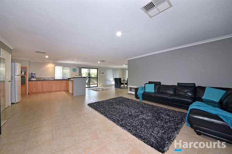 Photo - 7 Carosa Road, Tapping WA 6065 - Image 15