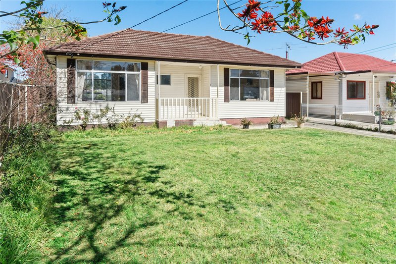 7 Carre Avenue, Canley Heights NSW 2166